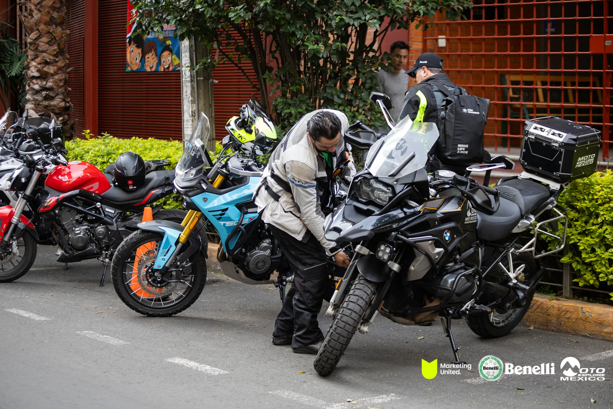 BENELLI TAXCO 24