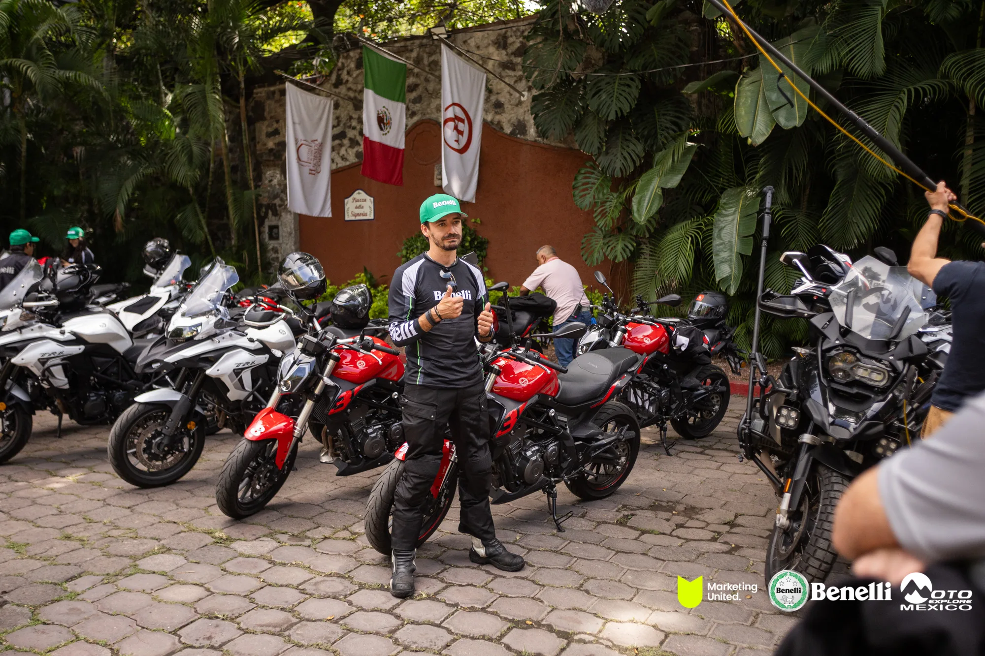BENELLI TAXCO 290