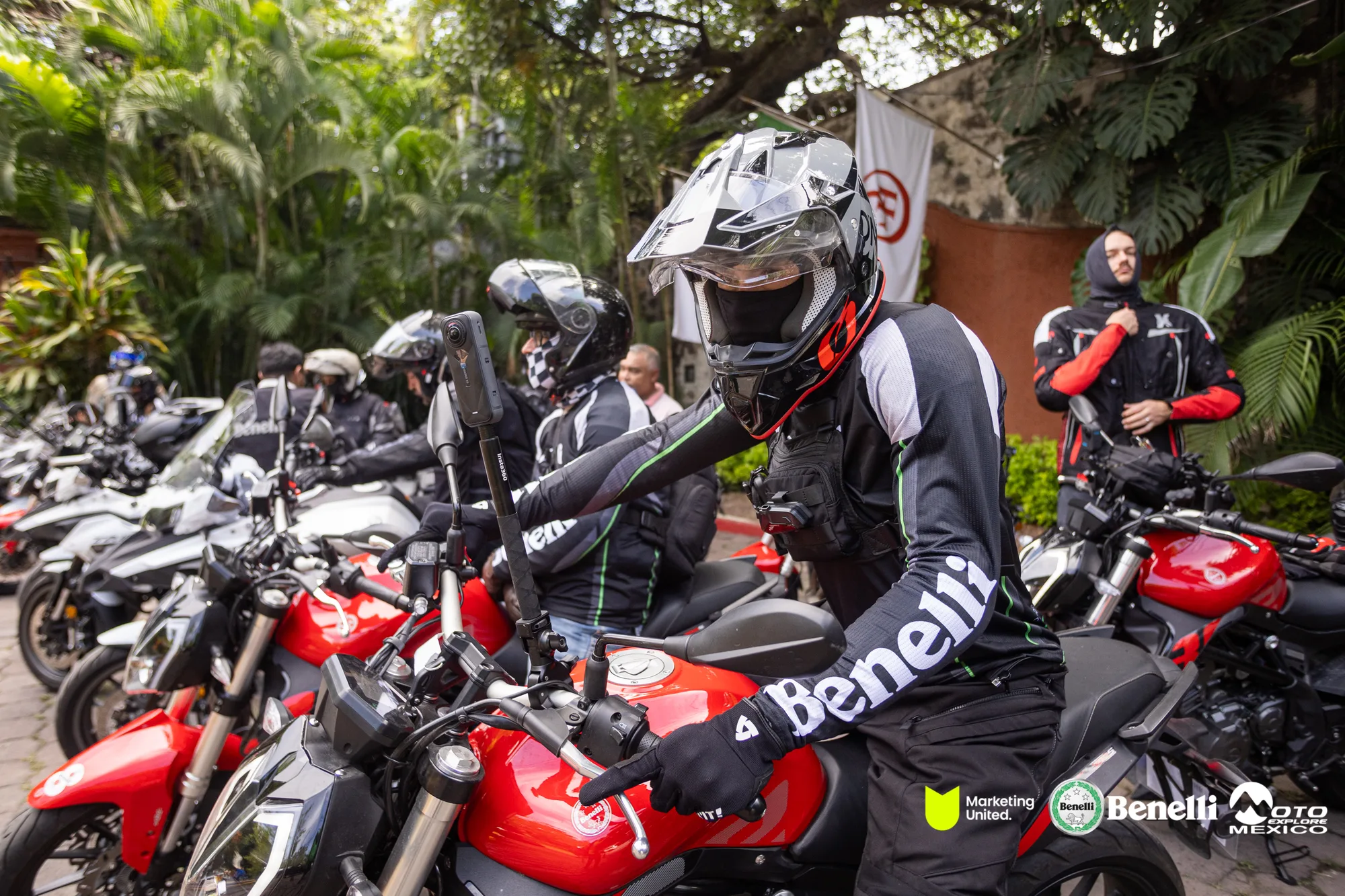 BENELLI TAXCO 300