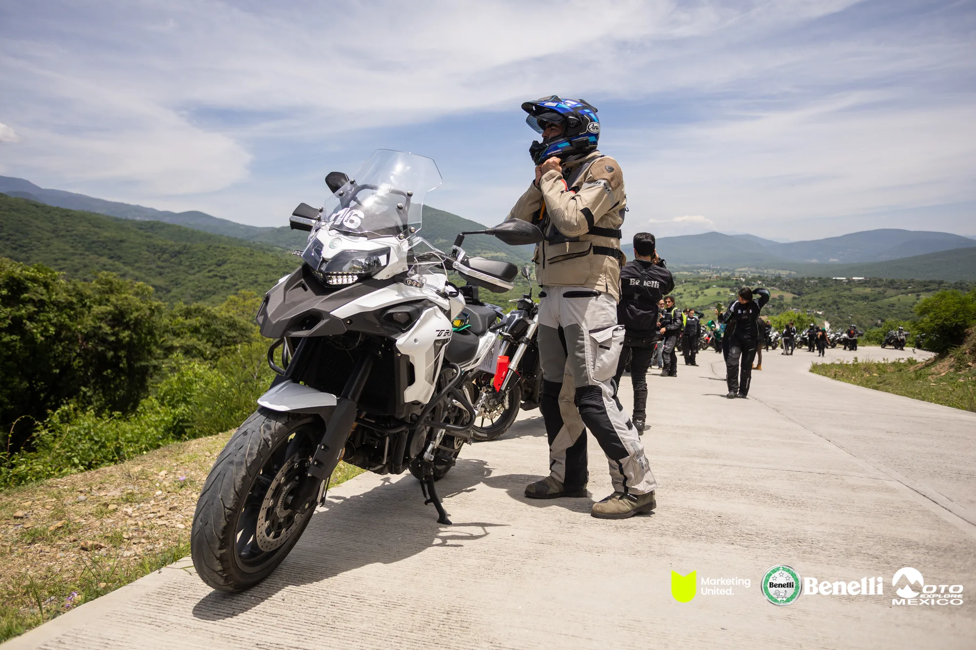 BENELLI TAXCO 345