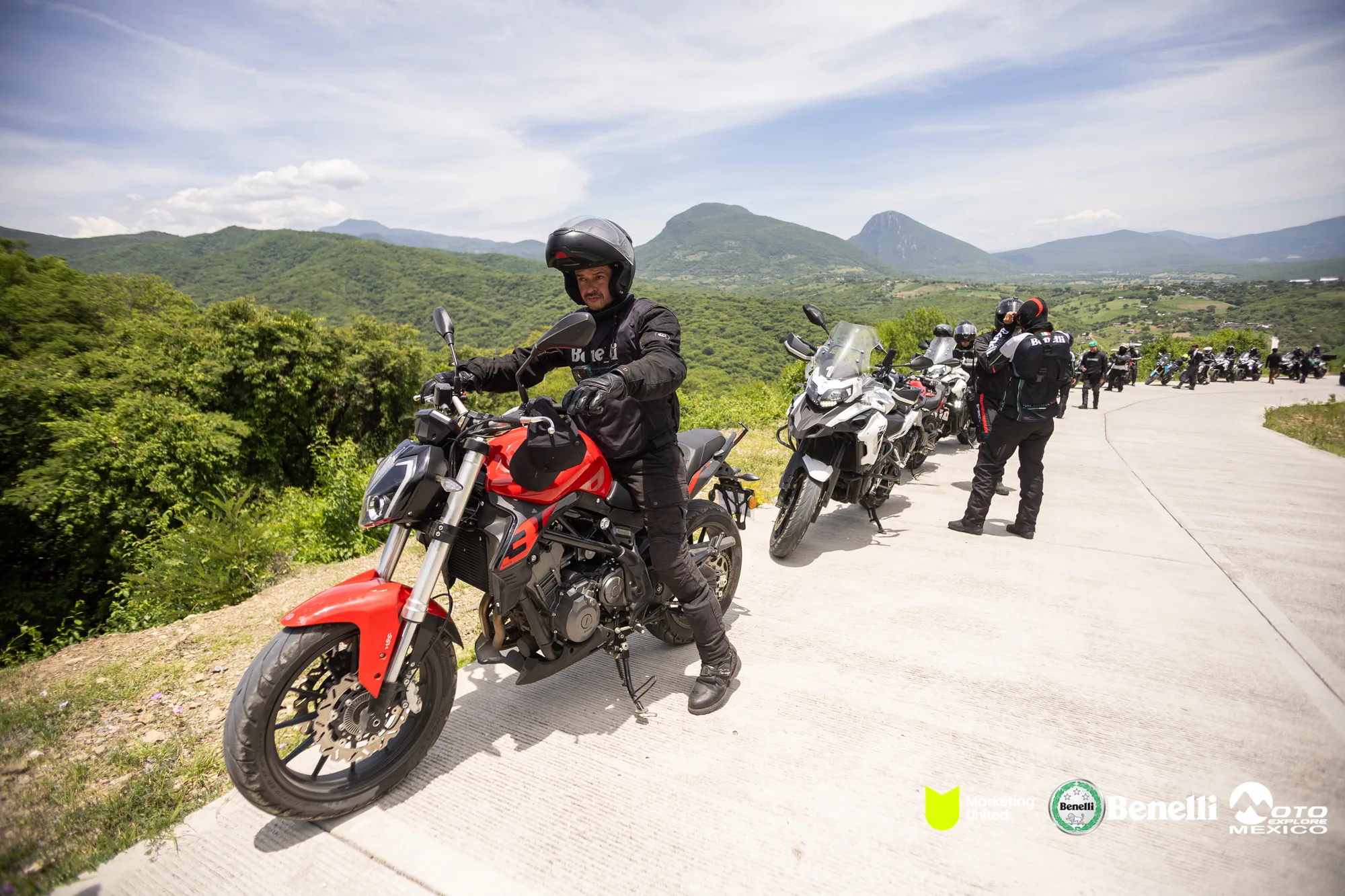 BENELLI TAXCO 355