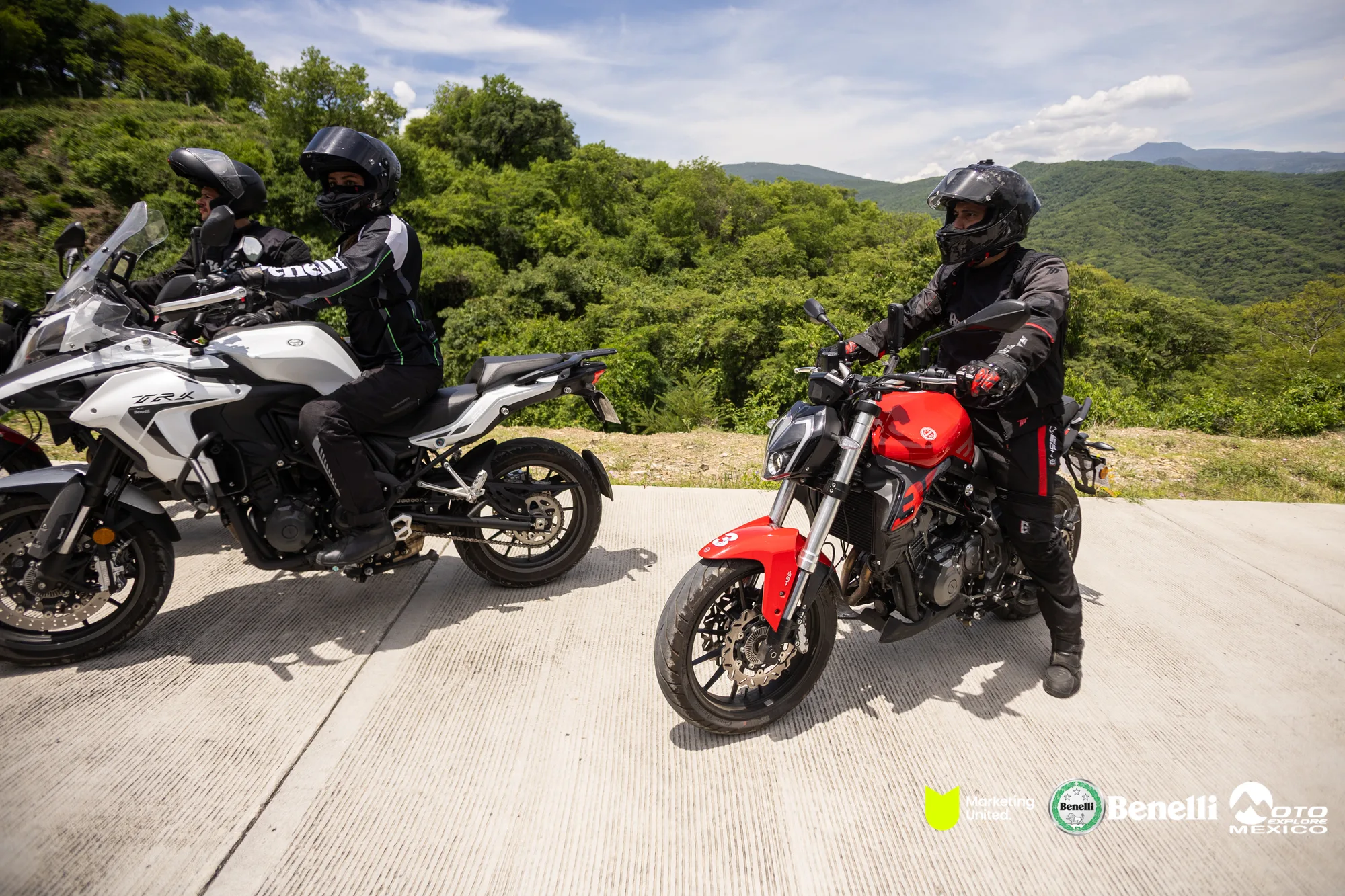 BENELLI TAXCO 360