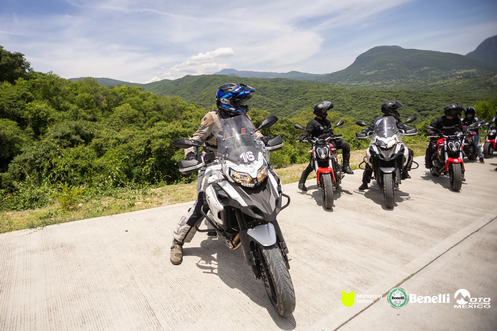 BENELLI TAXCO 365