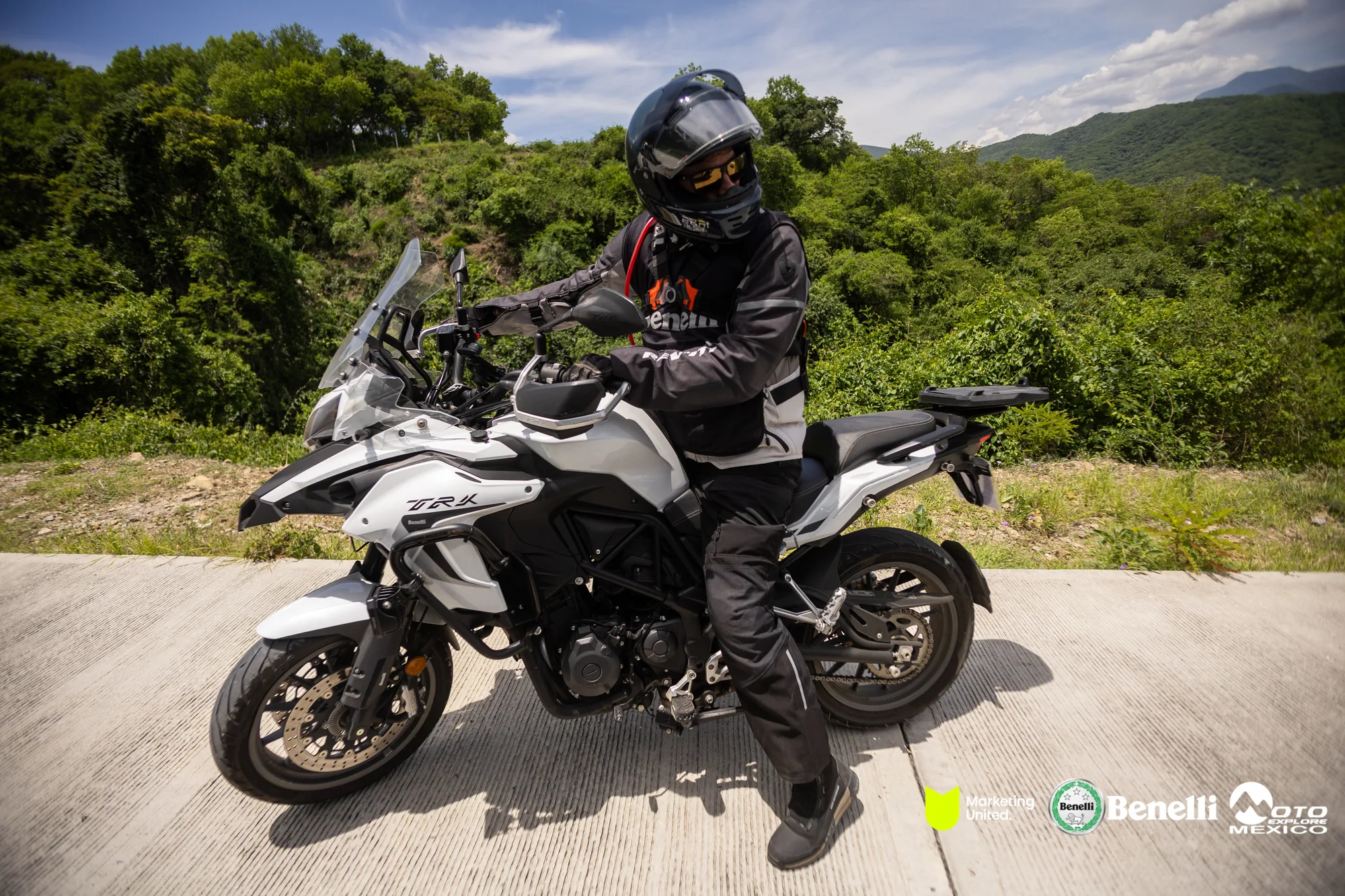 BENELLI TAXCO 366