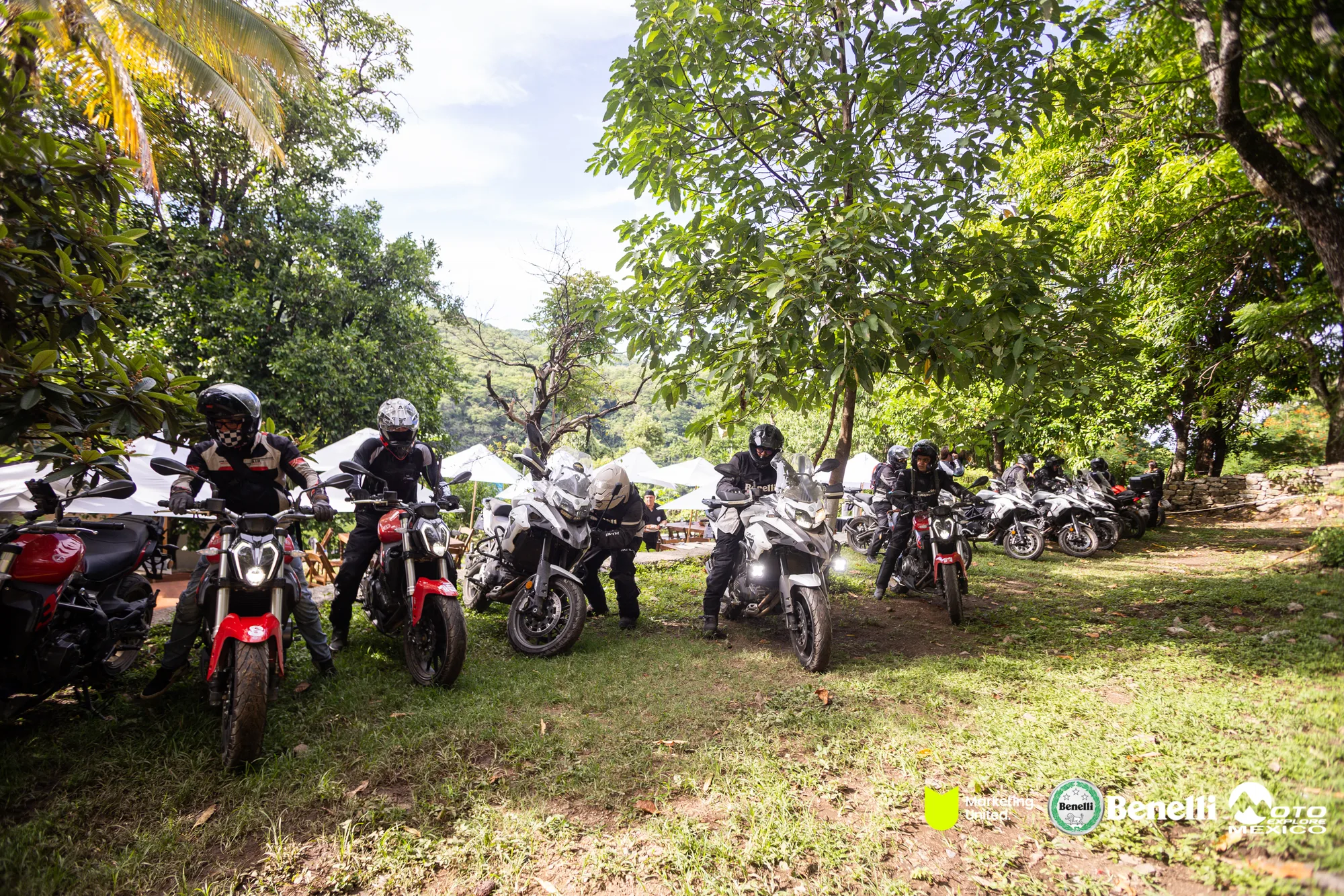 BENELLI TAXCO 676