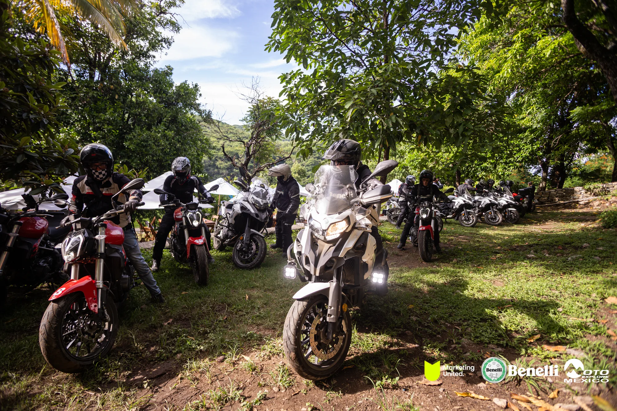 BENELLI TAXCO 678