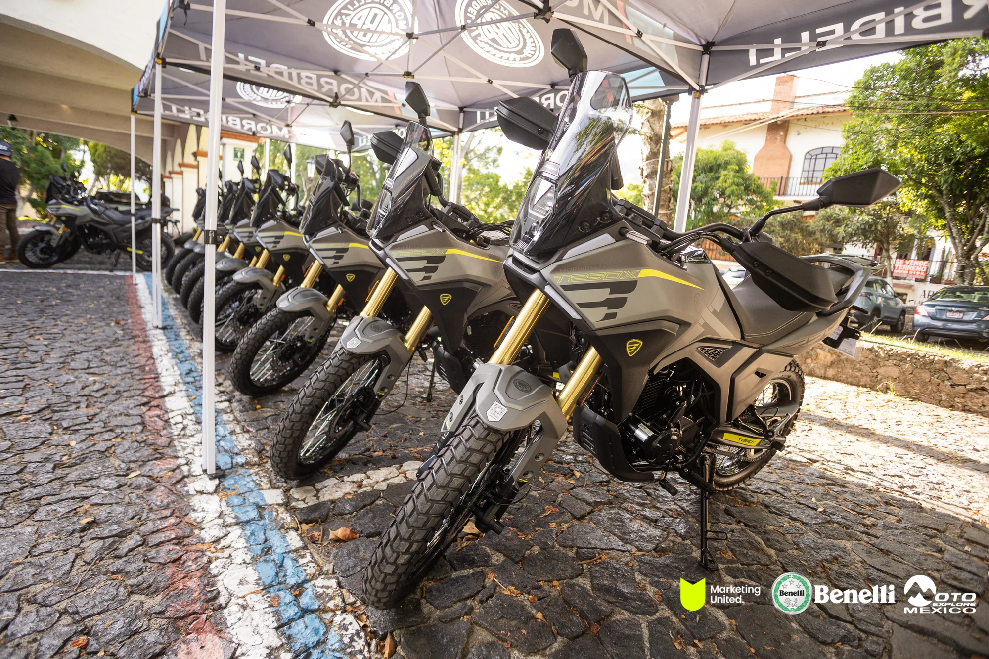 BENELLI TAXCO 726